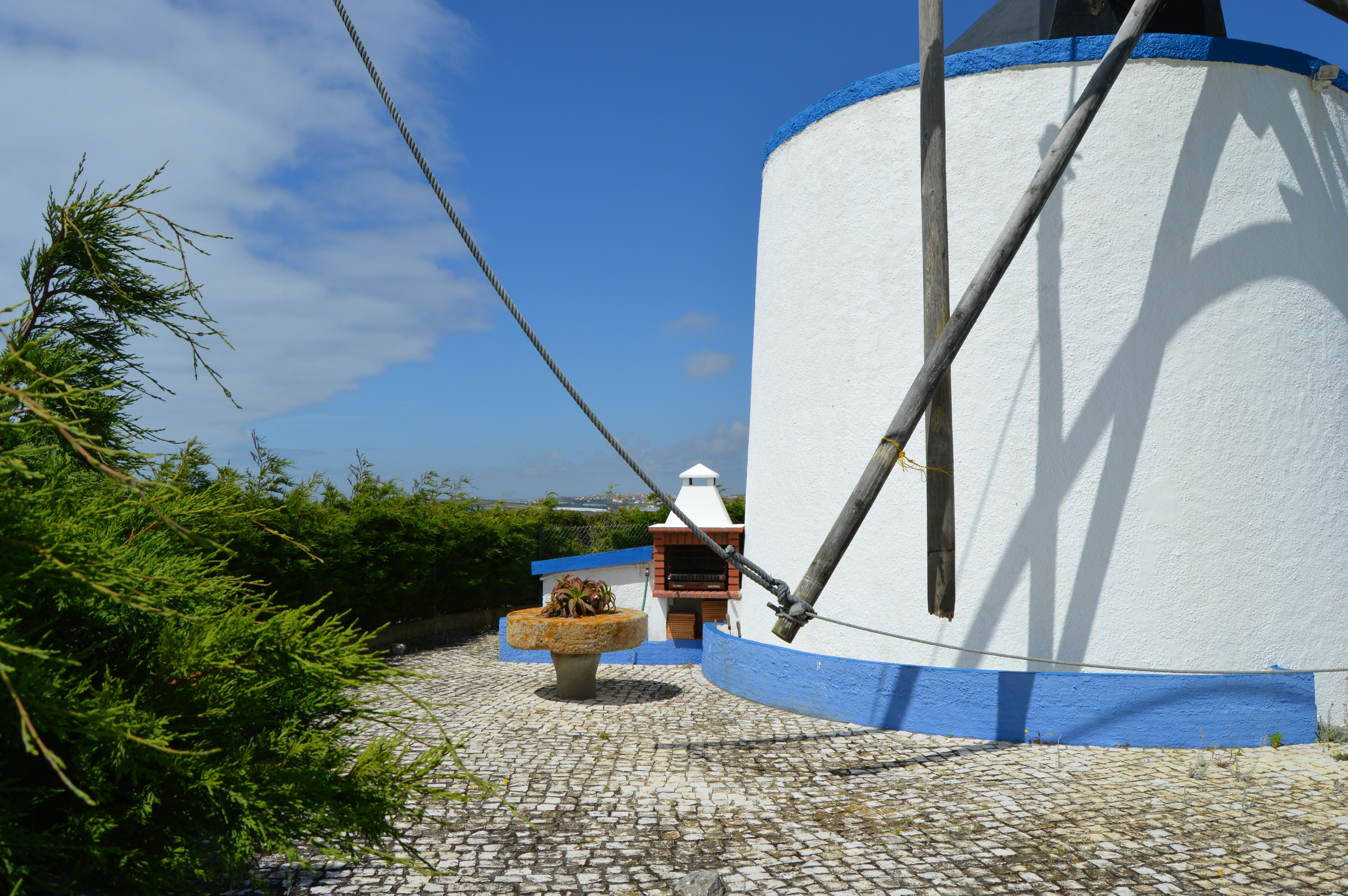 Solar Water Pump Philippines 101: A Guide to Cost-Efficient and Sustainable Water Solutions